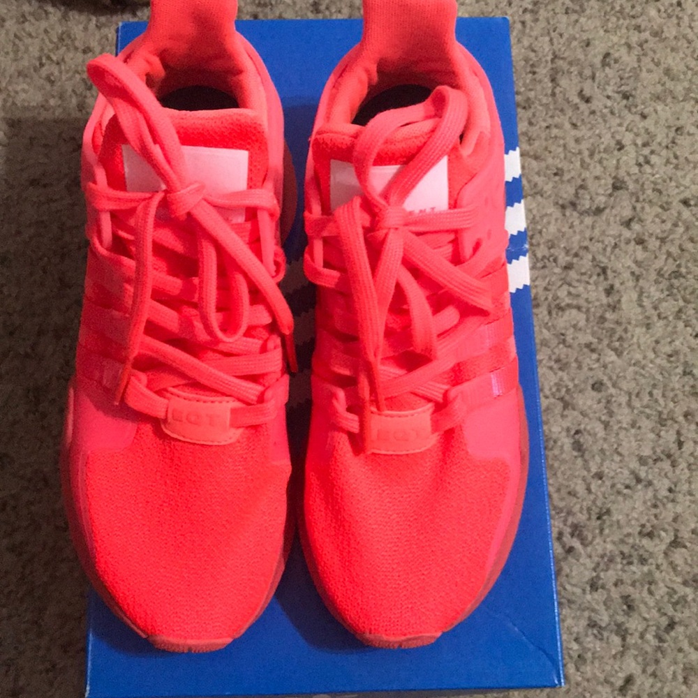 Adidas equipment support adv